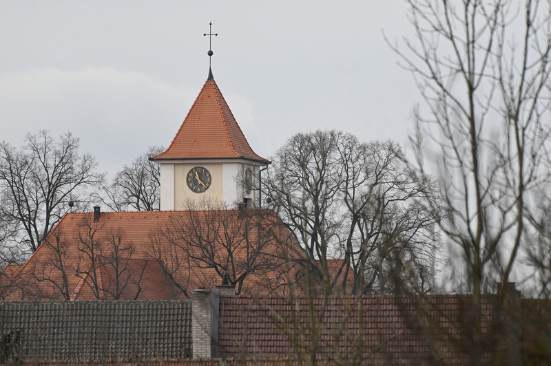 Věž kostela sv. Jakuba Staršího ve Vlčnově