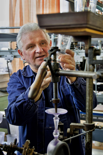 Skláři z Květné 12