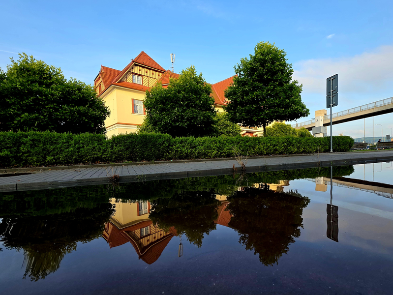 Nádraží po dešti 