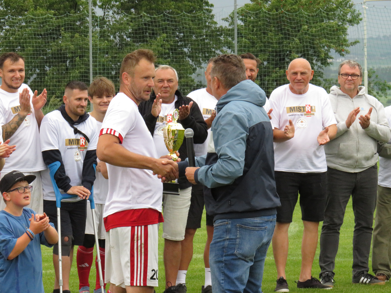 střípky z fotbalových Mistřic 11 - PŘED ZRAKY NEJEN PŘEDSEDY KLUBU