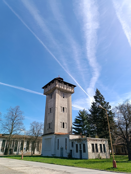 Vodárenská věž v nemocnici  a chem trails