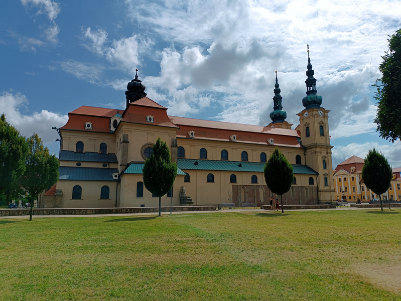 Když se stahují mraky nad Bazilikou