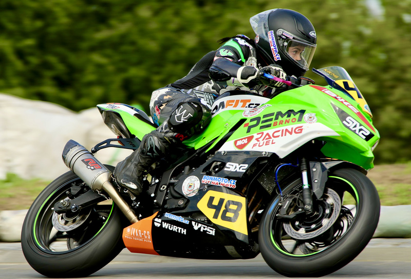 Závodnice Kristýna Jakesch #48