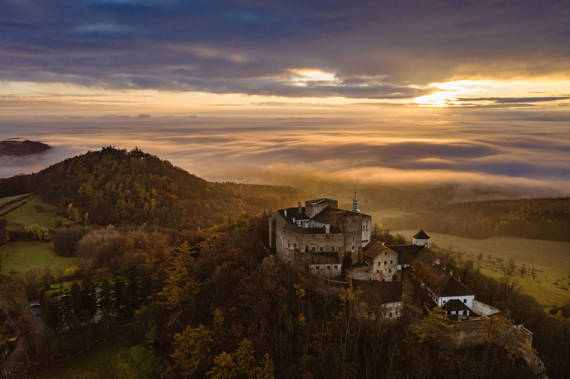 hrad Buchlov se Slováckým mořem