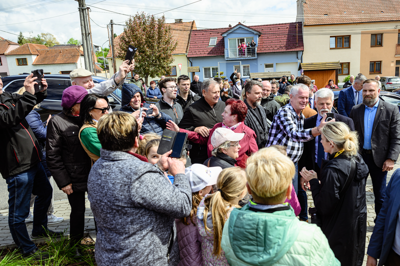 Prezident v Hradčovicích I