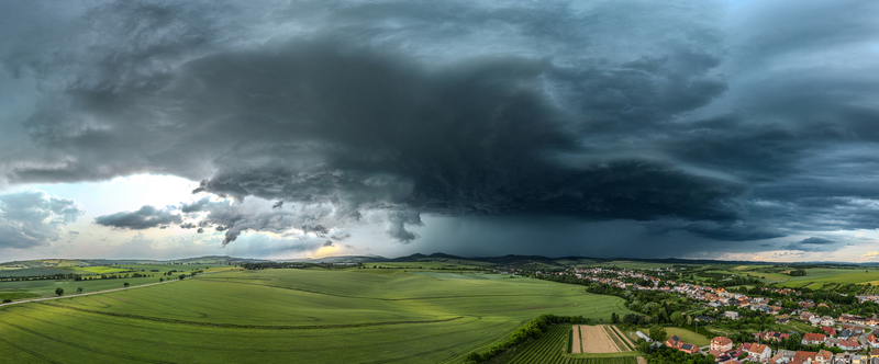 Pohled do středu supercely