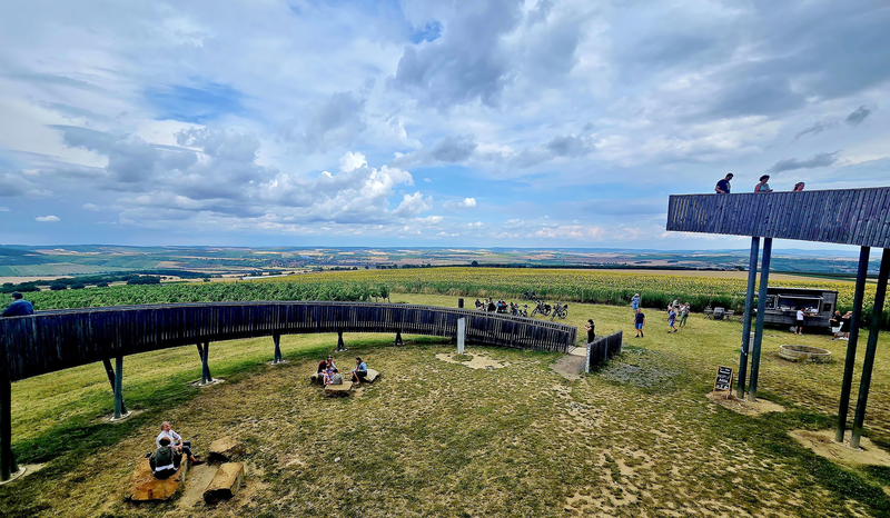 Stezka nad vinohrady II