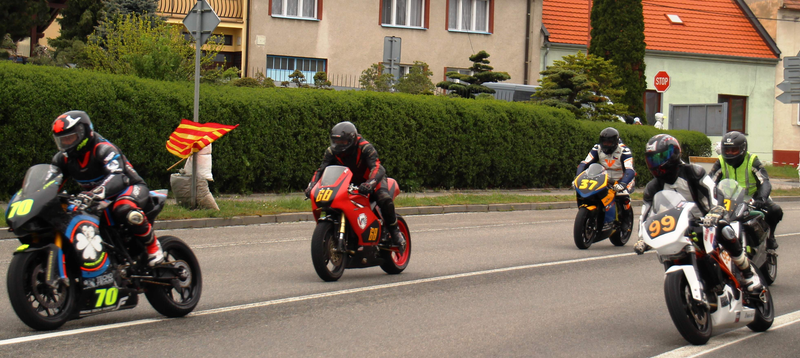 moto závody