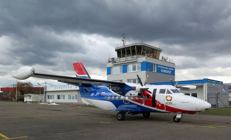 Letadlo LET L-410UVP-E20 před odletem k zákazníkovi