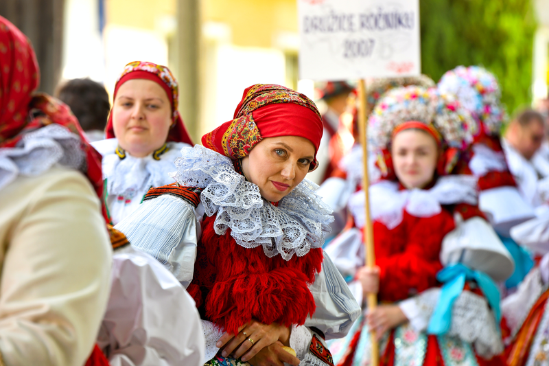 Čekání v průvodu