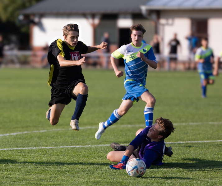 FC BABICE: SK ZLECHOV 2:7 (0:2), dorost