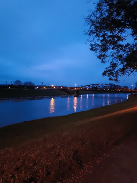 Řeka Morava před setměním