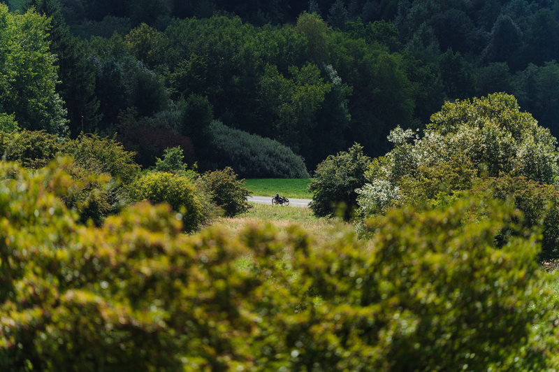 Jo Yoe ponořený do slovácké krajiny